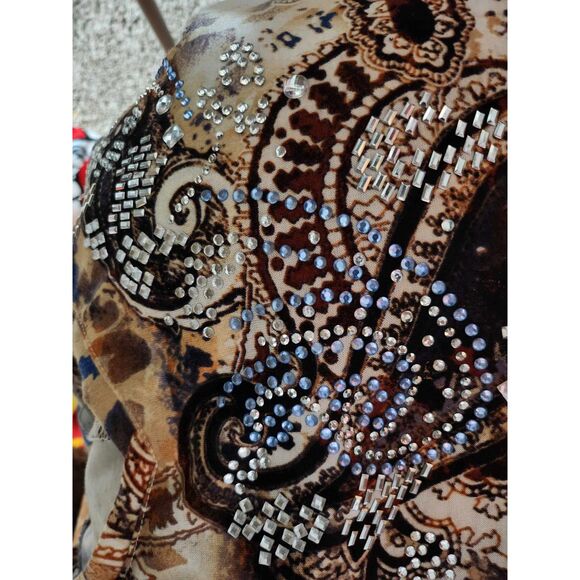 Thomas and Olivia top captures attention & creates a lasting impression. Size 2X - Picture 9 of 13